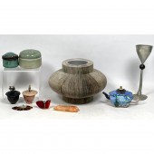 Artisan Lot. Carved stone Zuni